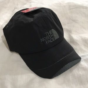 North face dry-fit hat